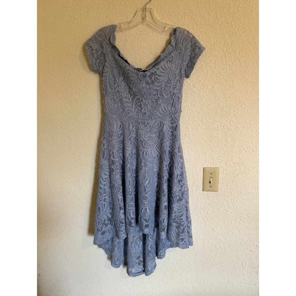 City Triangles‎ Periwinkle Blue Floral Lace High-Low Off Shoulder Dress Medium